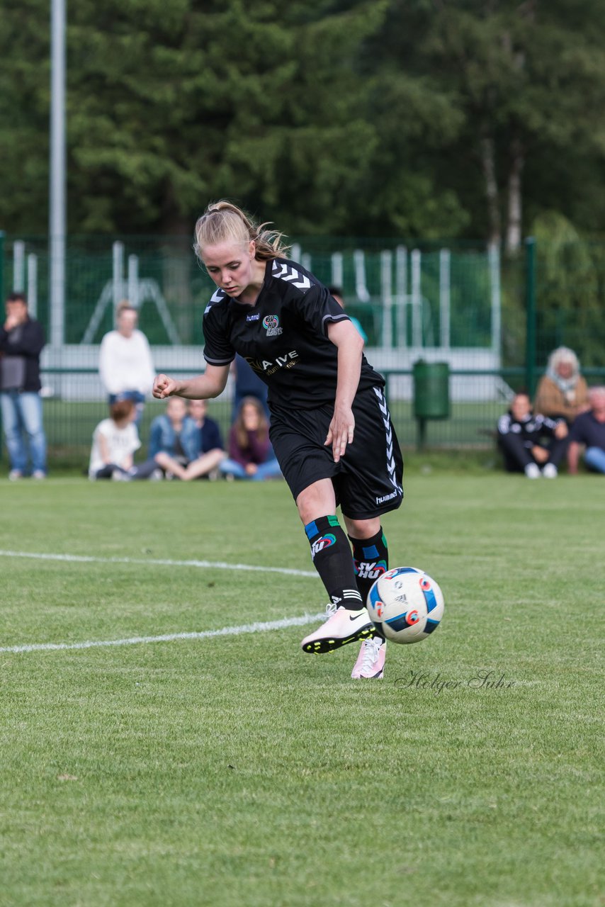 Bild 297 - wBJ Hamburger SV : SV Henstedt Ulzburg : Ergebnis: 4:2